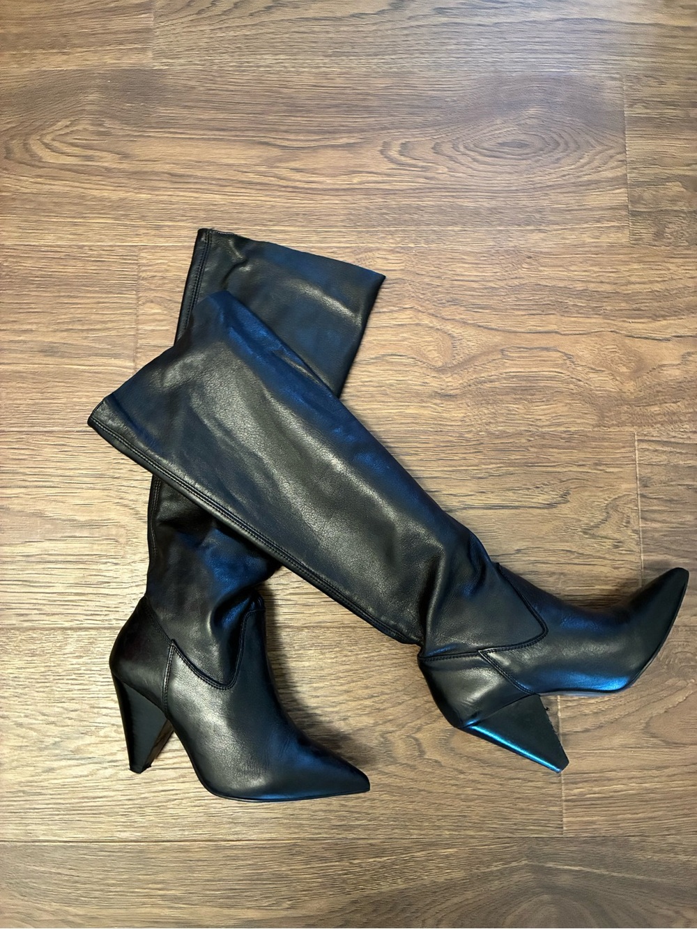 Urban Outfitters Black Leather Knee-High Pointed Toe Heeled Boots